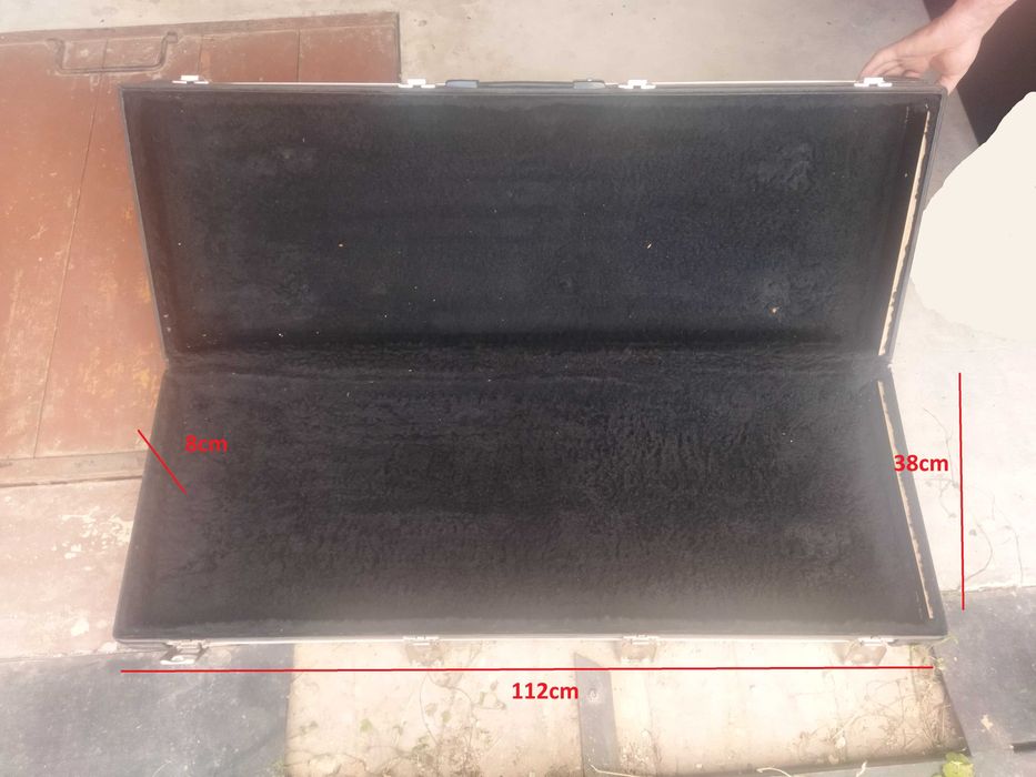 futerał na keyboard twardy(yamaha,roland,korg,cassio)