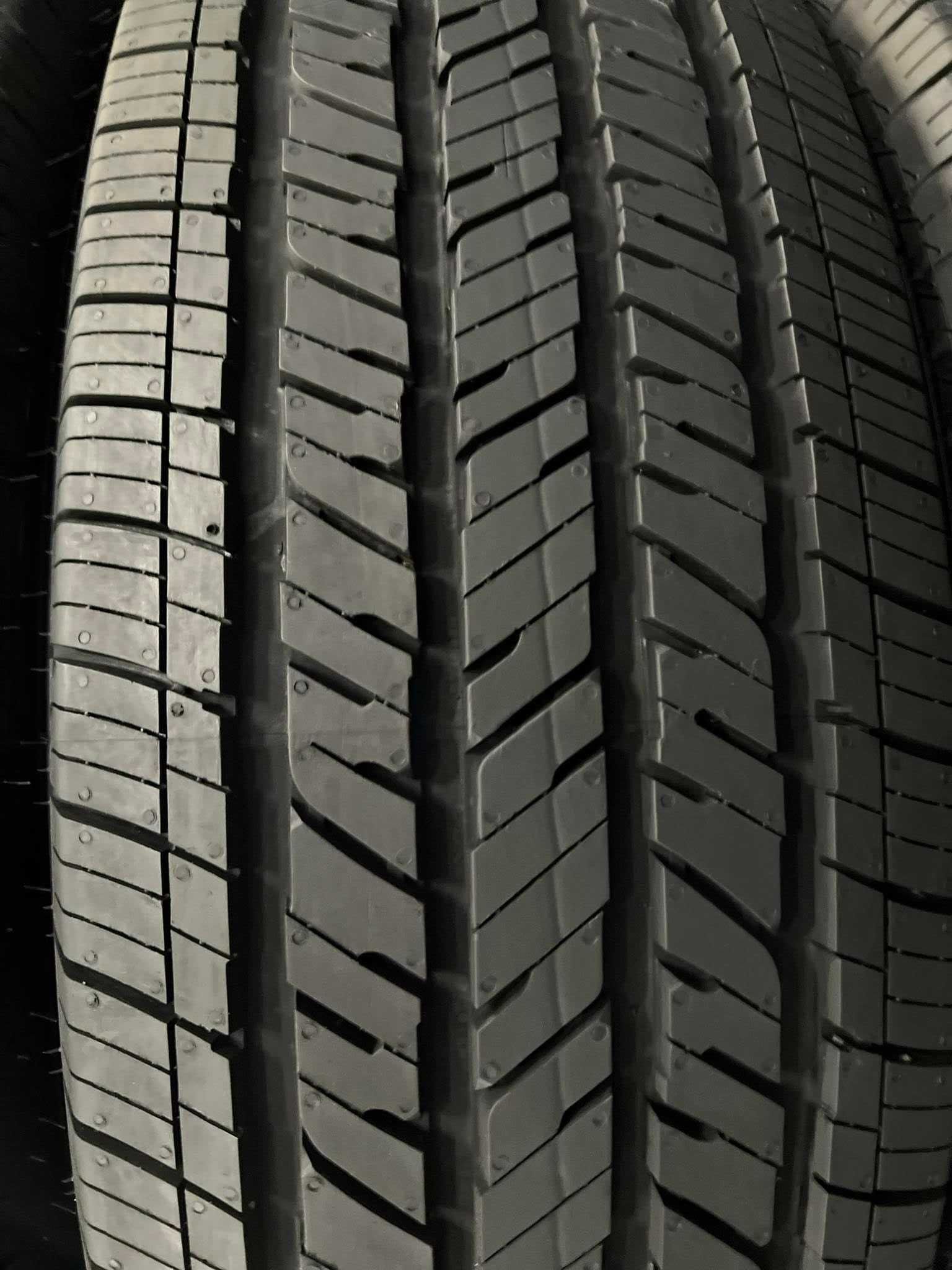 Шини літні 255х70хR18 Bridgestone Dueler H\T 685 4шт НОВІ ШИНИ 2023