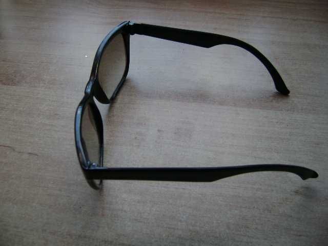 Starocie z PRL - Adidas = Okulary przeciwsłoneczne damskie rozstaw13cm