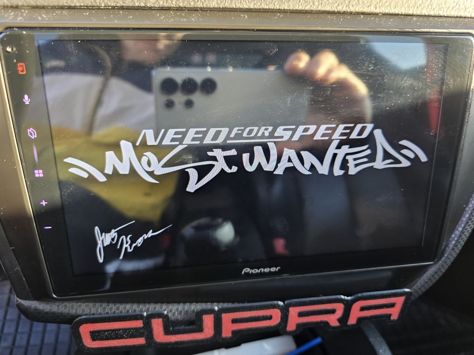 Stacja multimedialna Pionner SPH-PF97BT, HiFonics PLUTO II