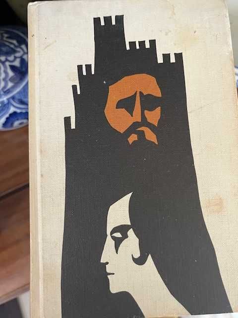 Há Mais Mundos de José Regio