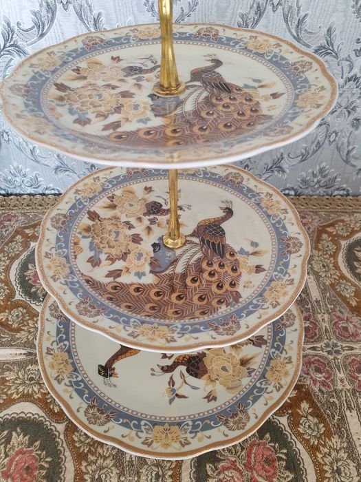 Patera porcelanowa piękna złocona zlotem 24k Antyk