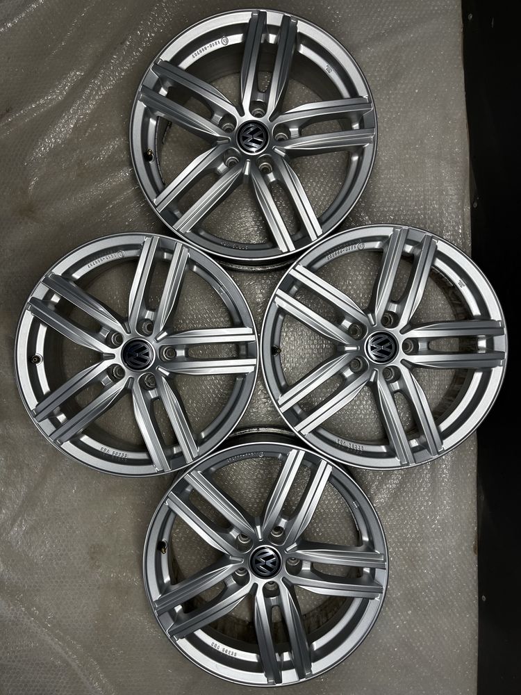 Диски R17 5x112 Et40 7J. Volkswagen Passat B8 B7 B6 Tiguan Jetta Golf