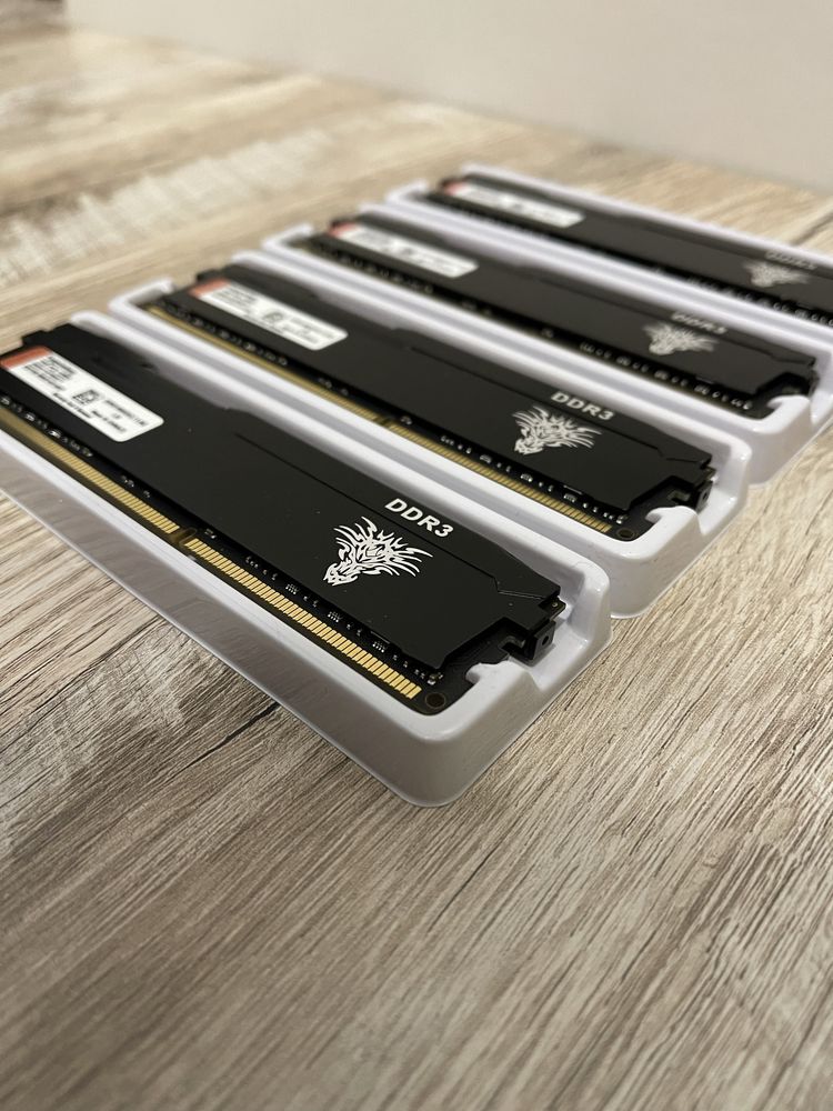 Комплект пам'яті Yongxinsheng DDR3 32gb (8gb x 4)