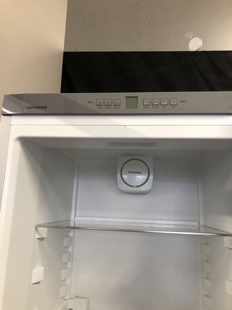 Холодильник Liebherr 2м NoFrost