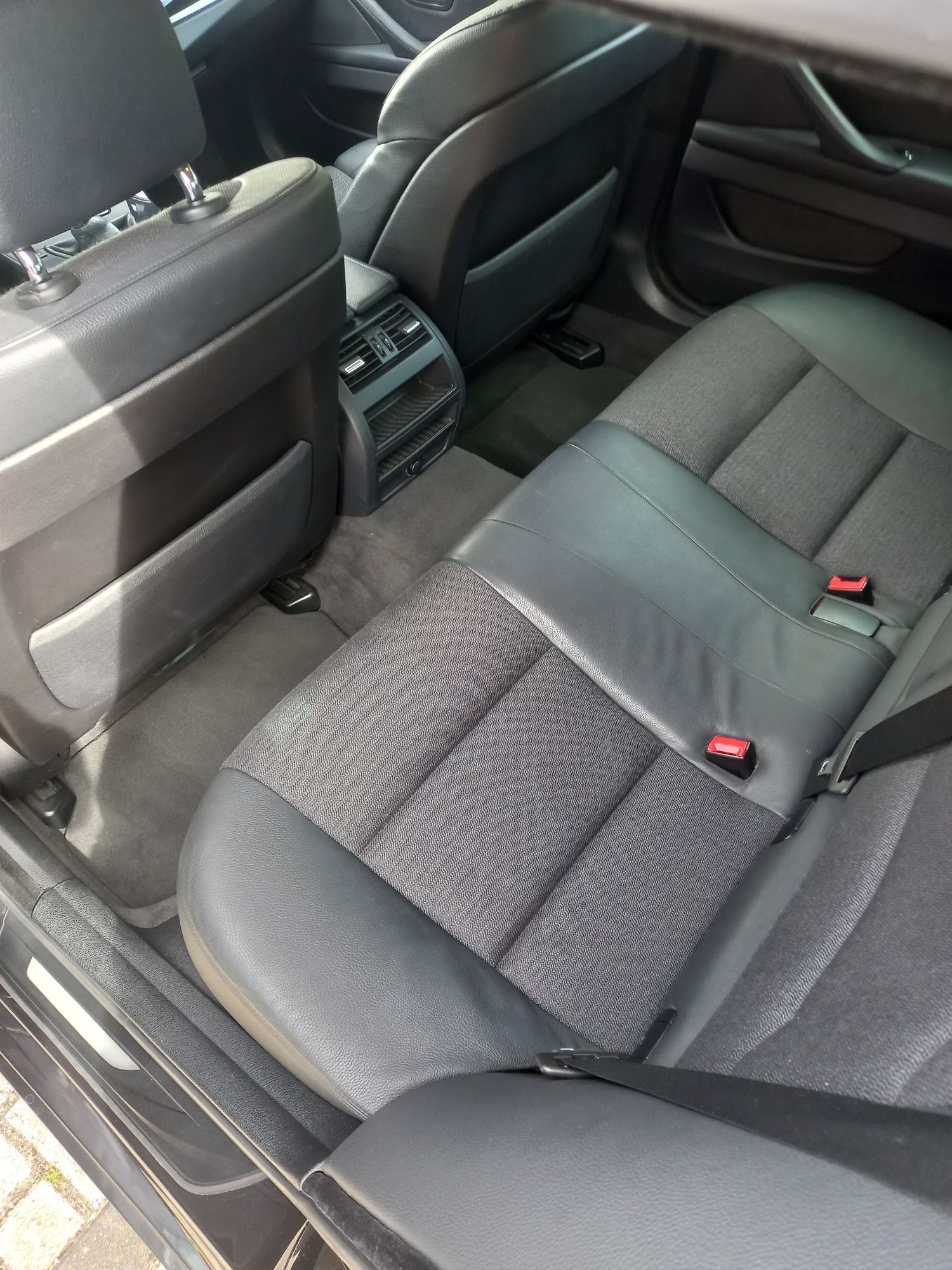 Bmw serie 5 f11 520d