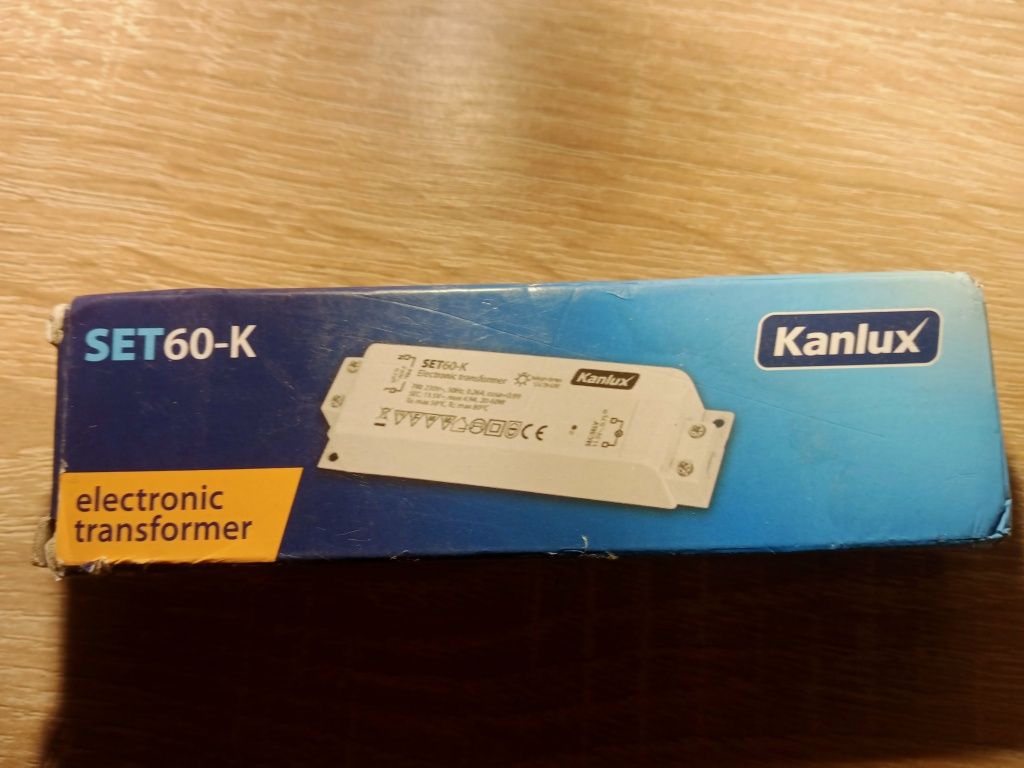 Zasilacz halogenowy KANLUX SET60-K
