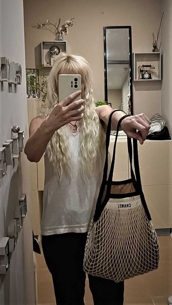 шикарная удобная сумочка Chanel сетка