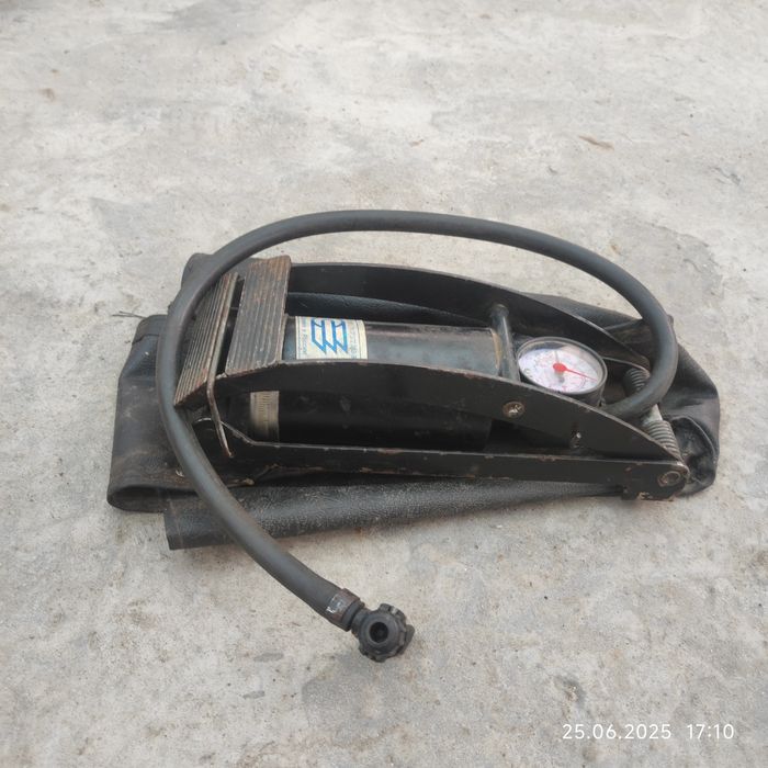 Насос радянський часів СССР