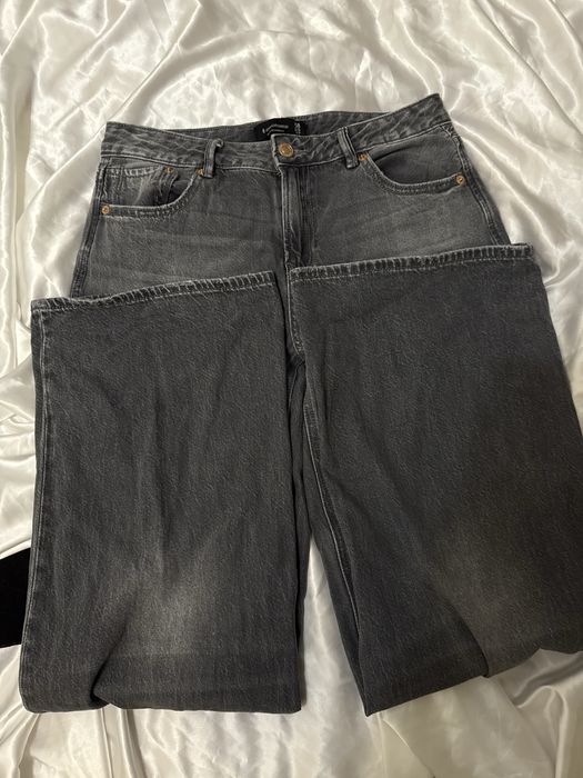 Широкі джинси stradivarius сірого кольору