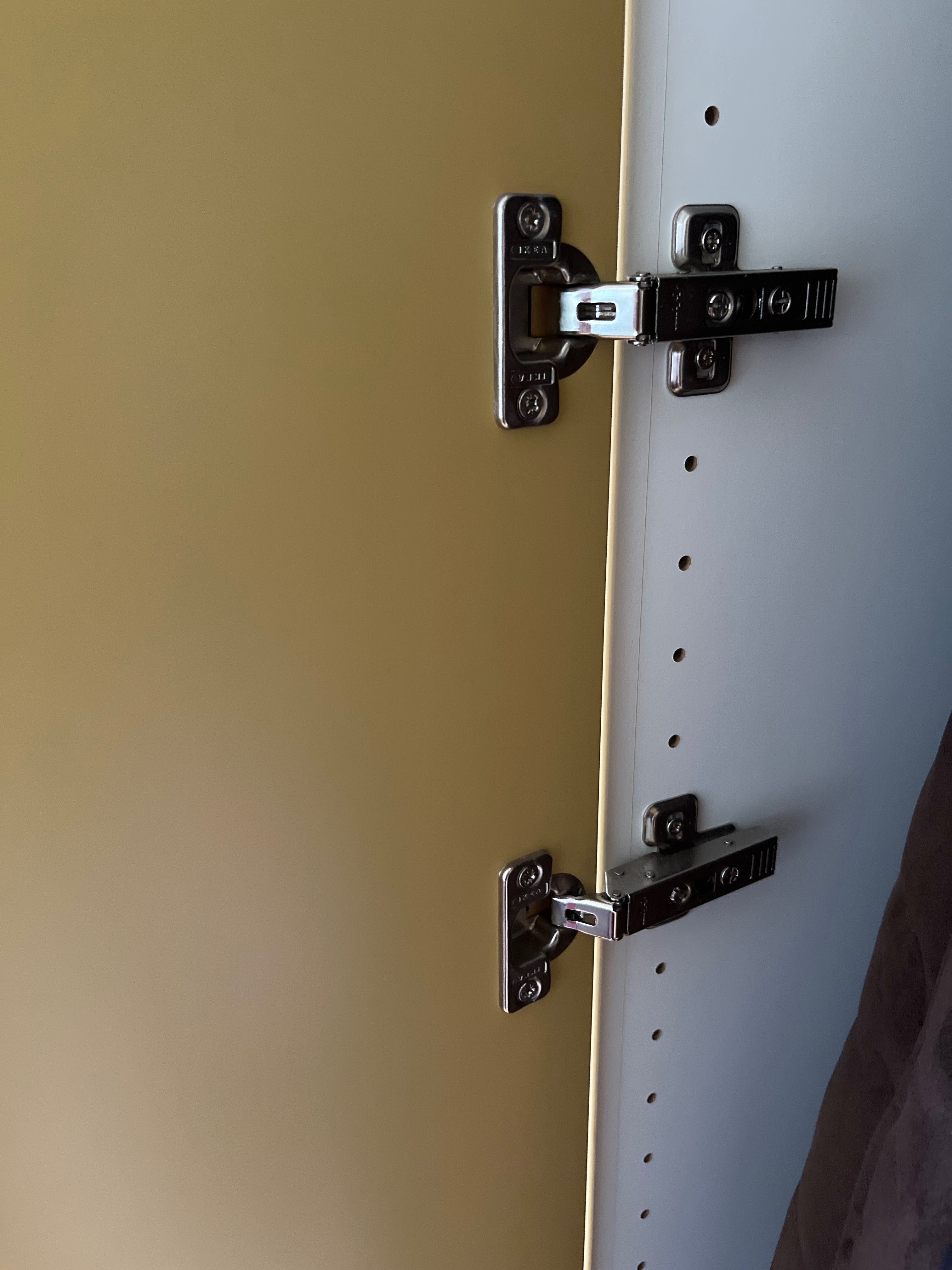 drzwi szafy ikea żółte białe szkło fronty