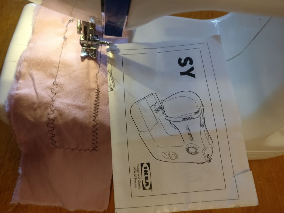 Máquina de costura IKEA