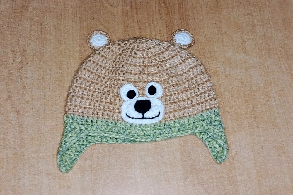 Czapeczka ręcznie robiona