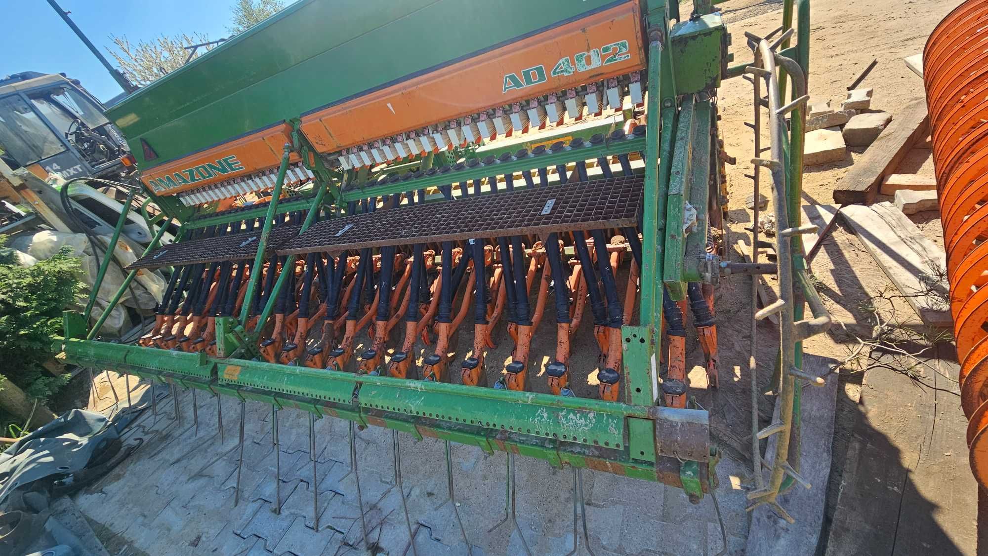 Agregat uprawowo siewny Amazone 4m
