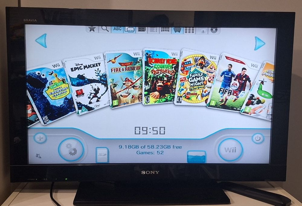 Nintendo Wii preta com 52 jogos