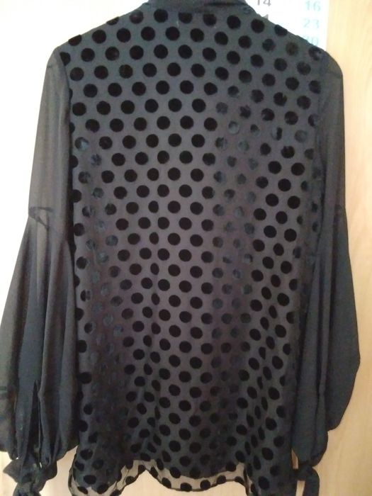 Blusa/túnica preta bolinhas tamanho S Mango