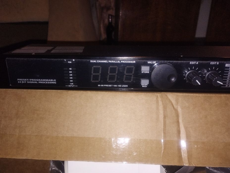 Процессор эффектов двухканальный новый