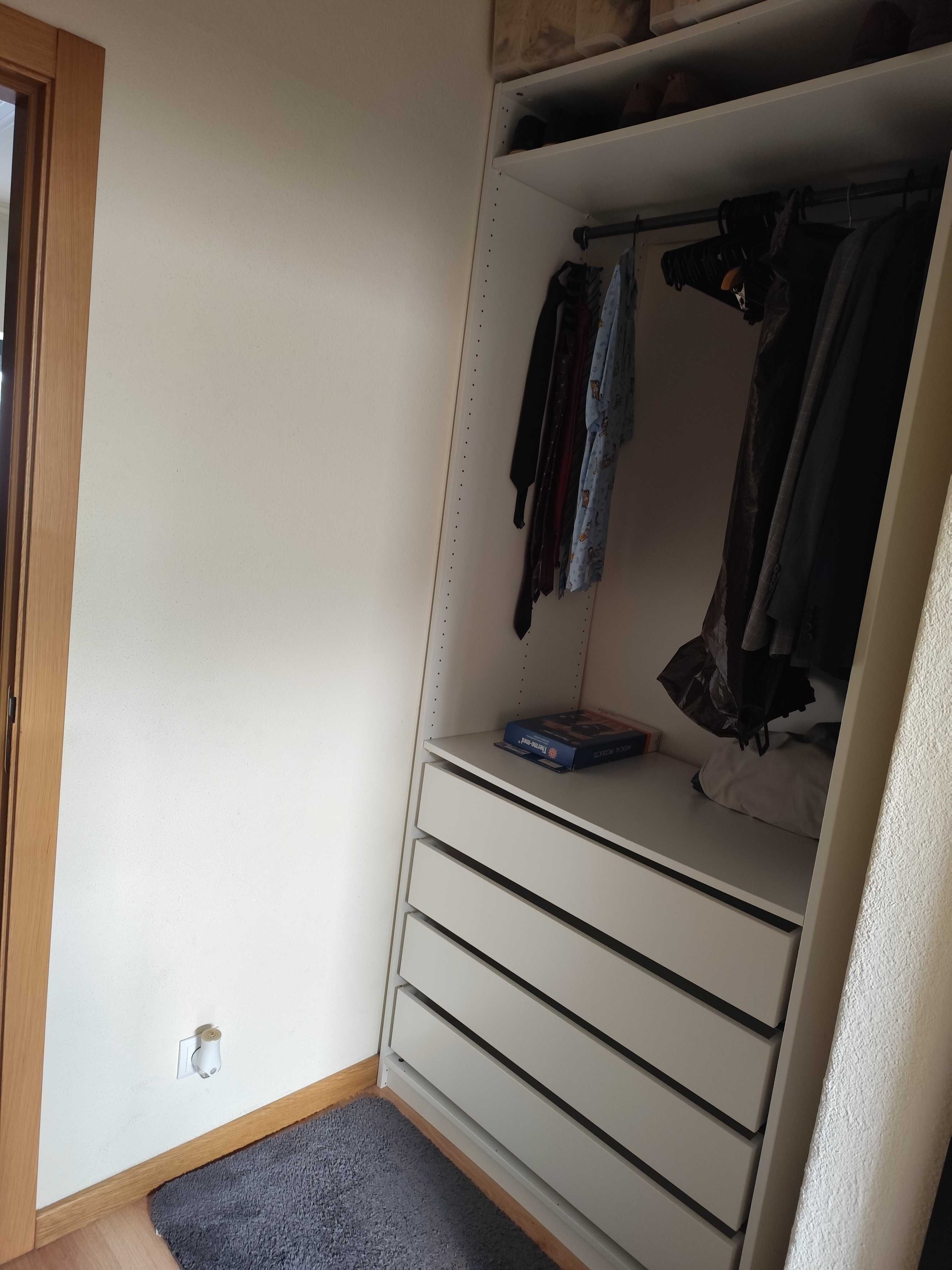 3 roupeiros IKEA 300€ ou 150€ cada em Abrantes
