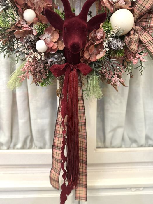 Wianek Świąteczny  z Bordowym Reniferem