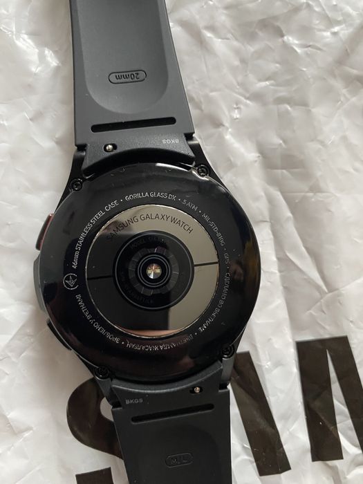 Смарт часы Samsung galaxy watch 4 classic