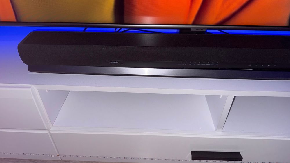 Продам саундбар Yamaha YAS-207