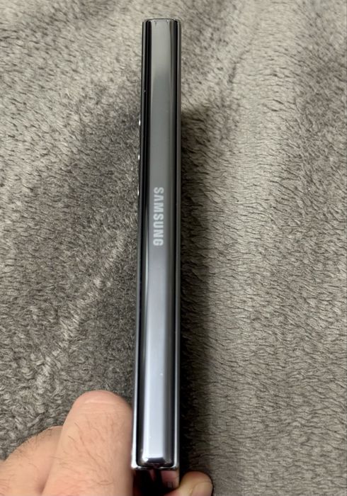 Samsung Galaxy Fold 5 16/512 gb