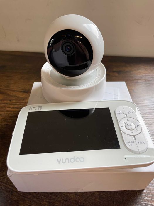 Elektroniczna niania video z kamerą