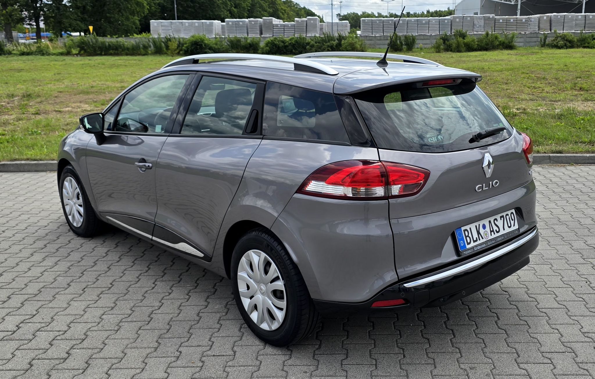 Renault Clio IV Bezwypadkowe Bogata Wersja Wyposażenia Atrakcyjny Wygląd Zadbane