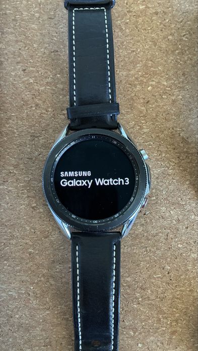 Samsung Galaxy Watch 3 com LTE/4G, com mais 3 braceletes