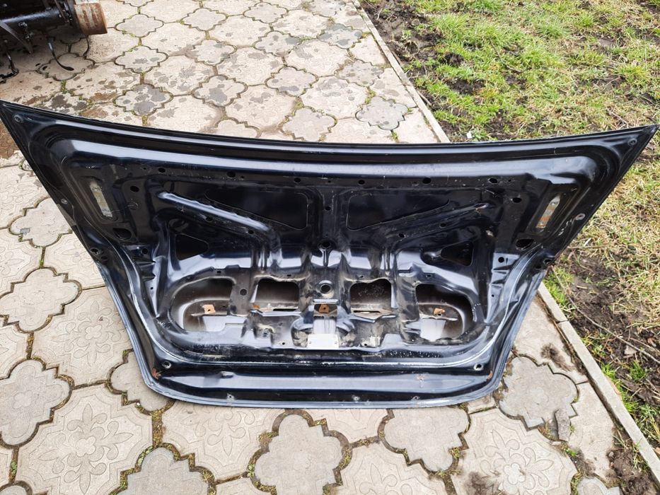 Кришка багажника Mitsubishi Lancer 9