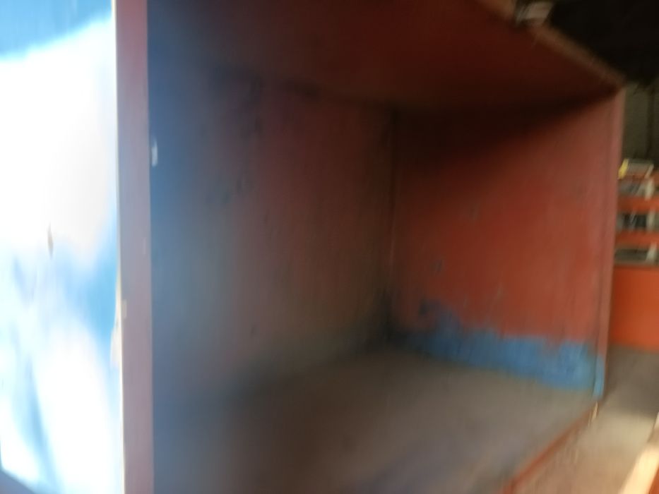 Tina ou latão , para uvas ou outros fins , ou reboque sem ou com bascu