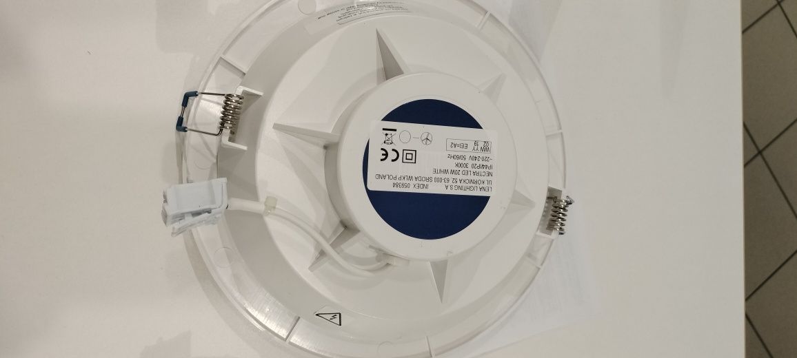 Oprawa sufitowa Nectra LED IP44 20W