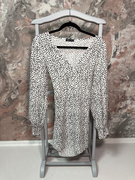 Стильне плаття I Saw It First з поясом в горошок