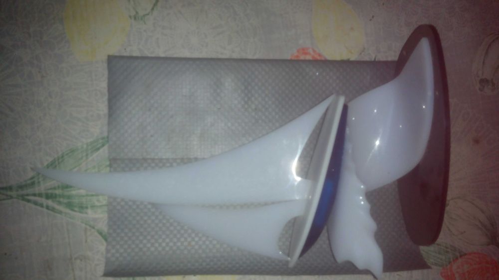 Парусники настольные меняю на сувенирый кортик, кинжал или аналогичное