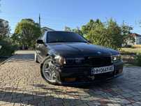 Продам BMW e36 .