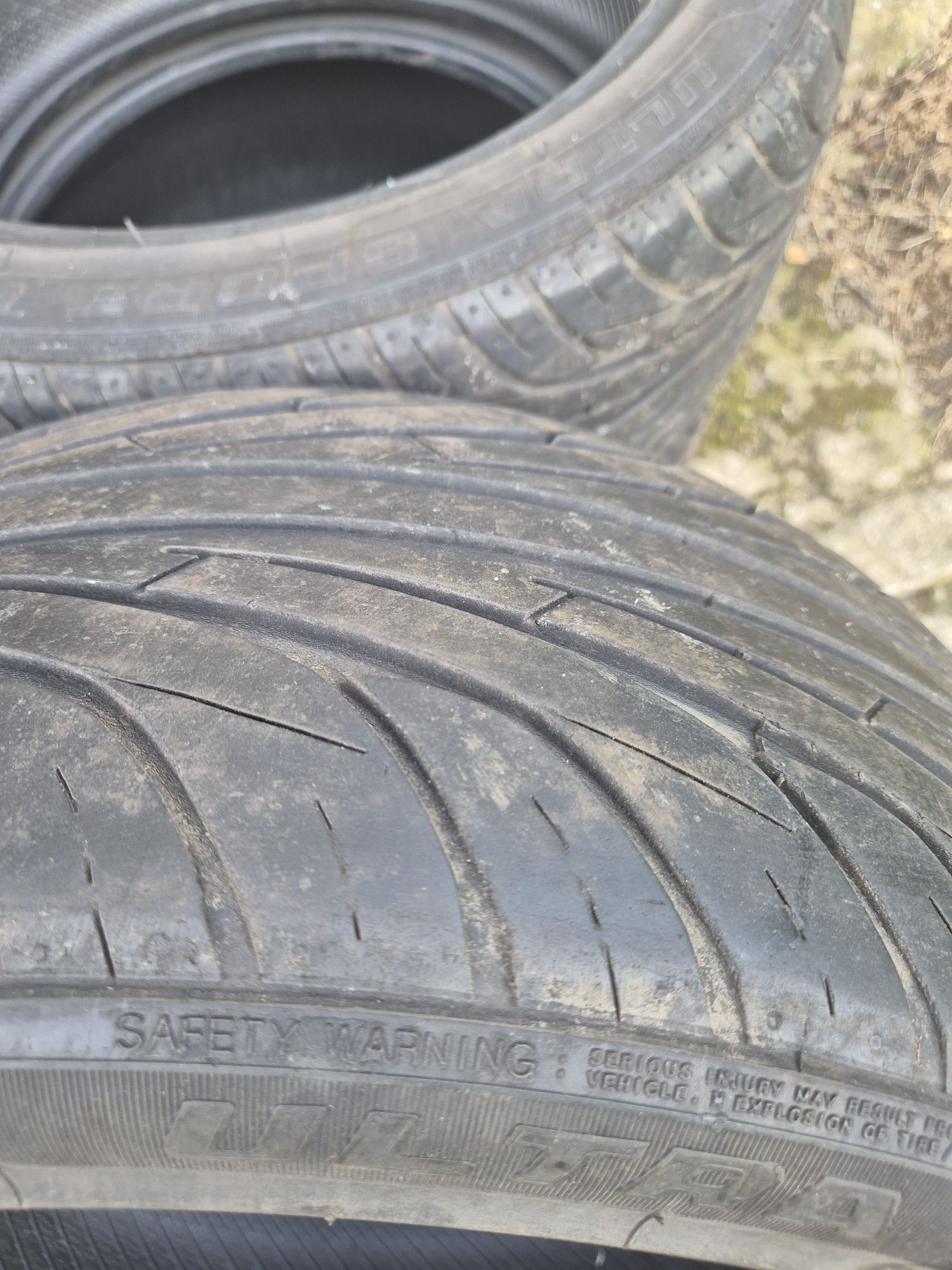 Opony letnie 245 R18 komplet
