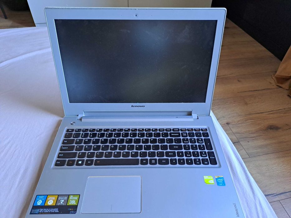 Sprzedam laptop firmy lenovo