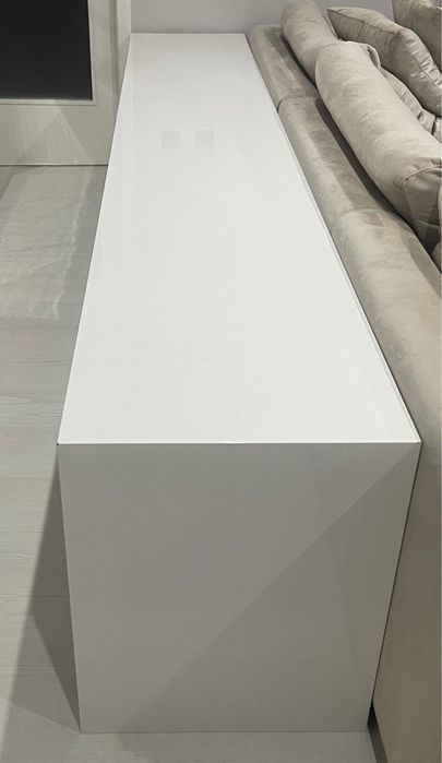 Móvel branco Lacado