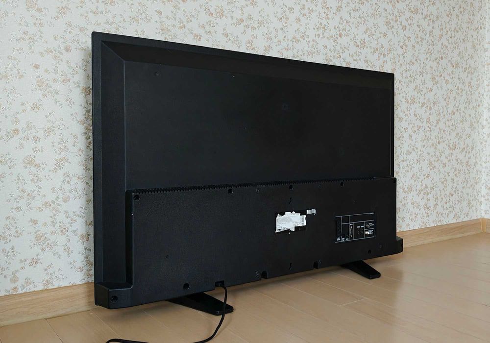 Телевізор Grundig 40 VLE 565 (40" Direct LED / Full HD / HDMI / USB)