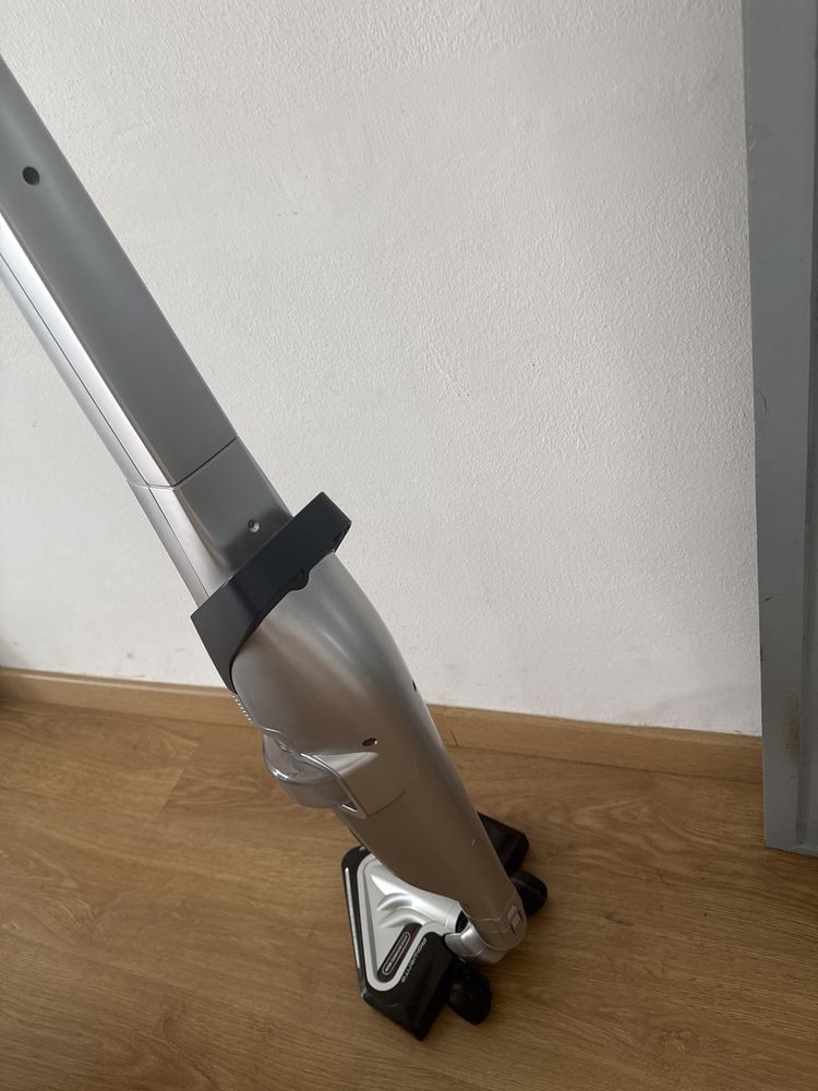 Aspirador vertical rowenta