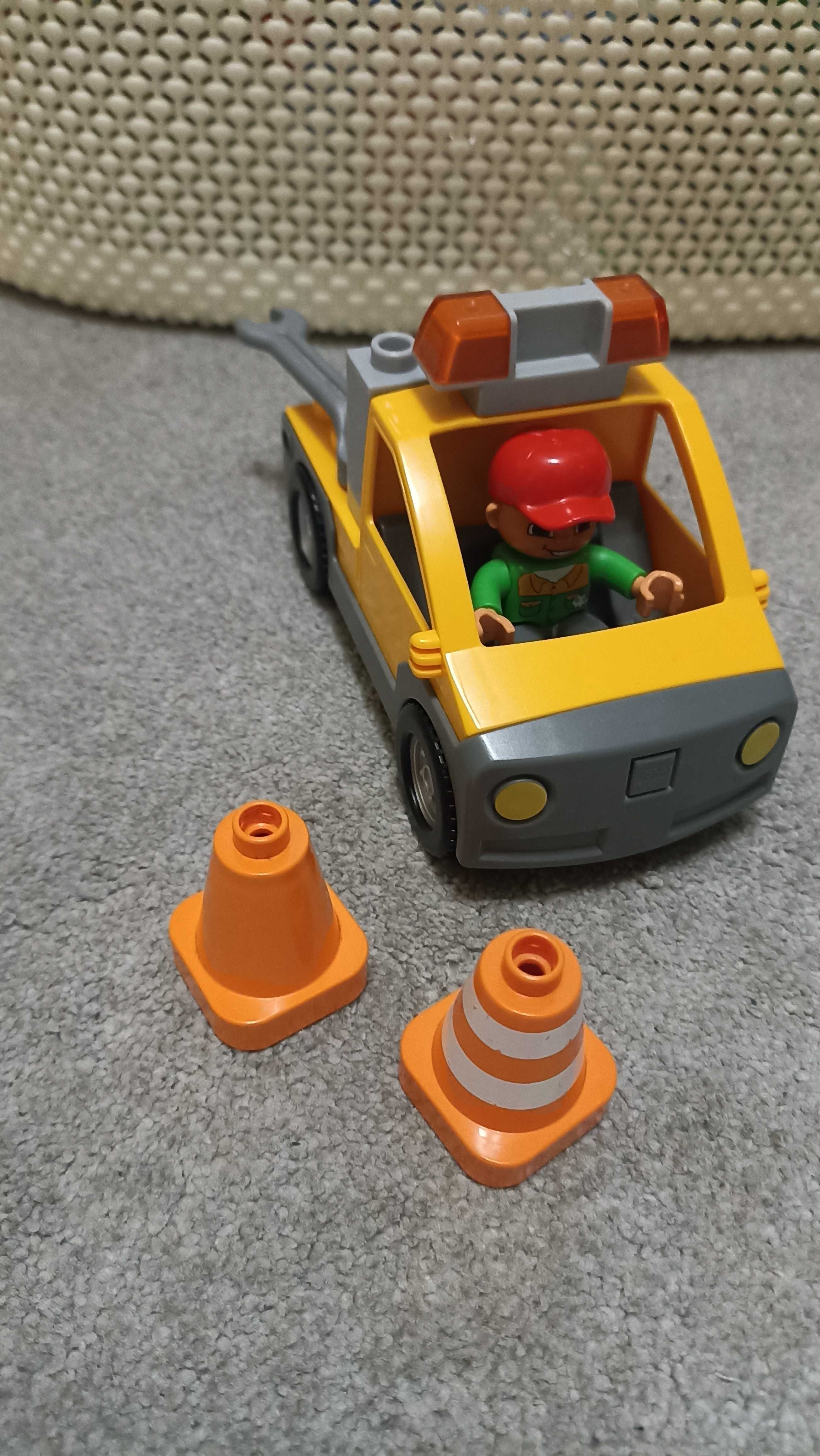Samochód LEGO Duplo