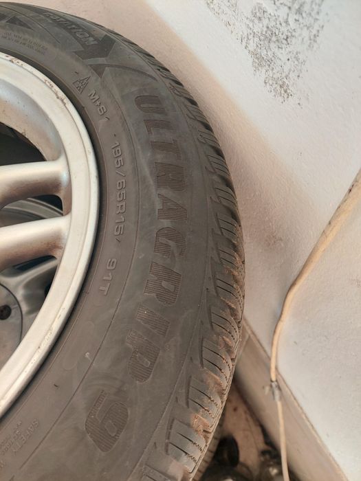 Oryginalne Felgi aluminiowe R15 195/65 + opony zimowe