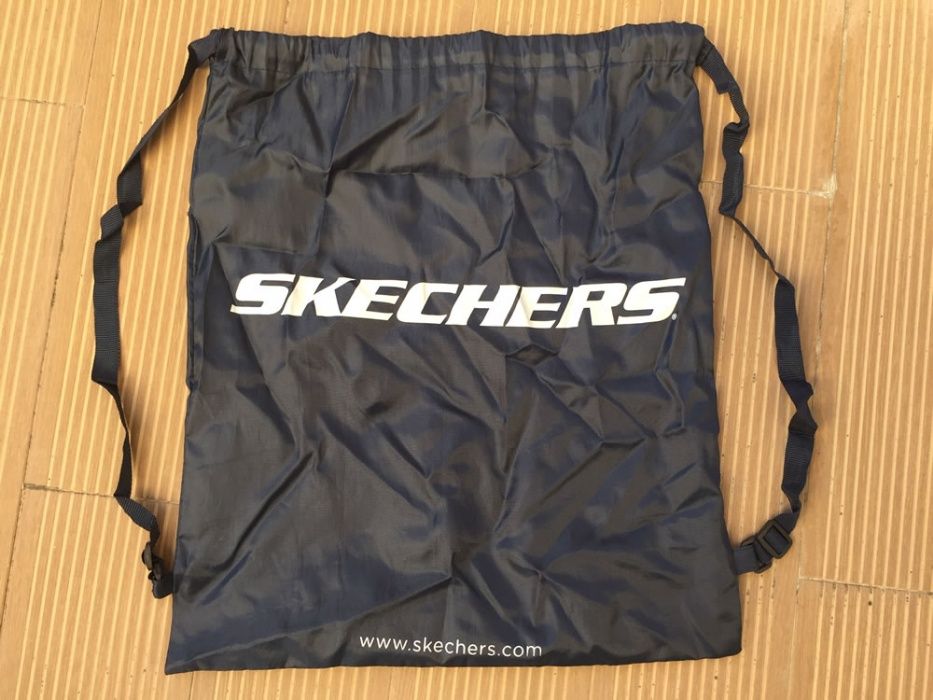 Saco Mochila Backpack com cordão - Skechers - novo