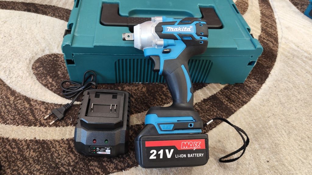 Аккумуляторный ударний гайковерт Makita DTW 285 18-24v 4Ah Імпакт