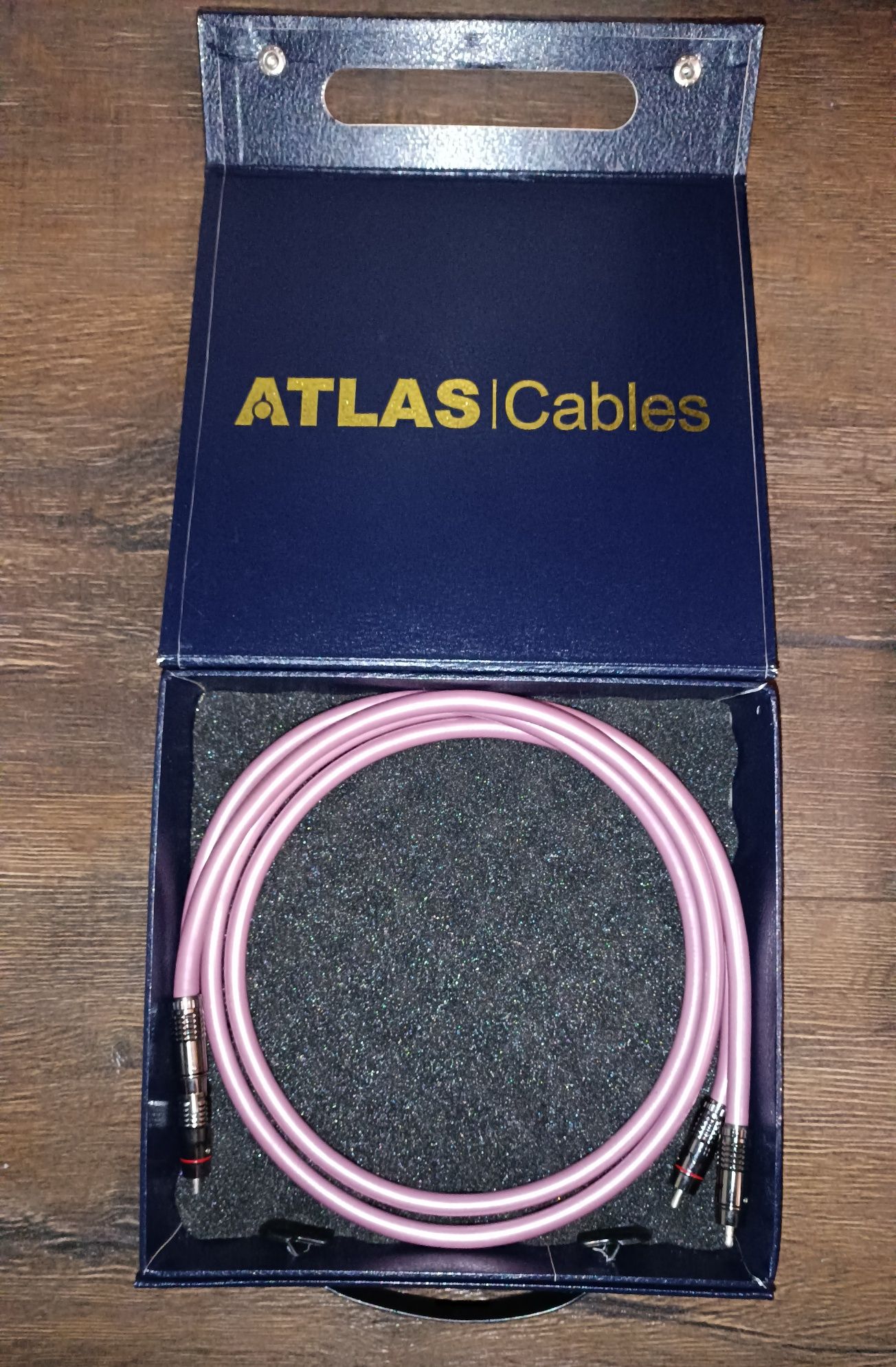 Самий верхній міжблочник Atlas cables Elektra AllCu, Rca, OCC