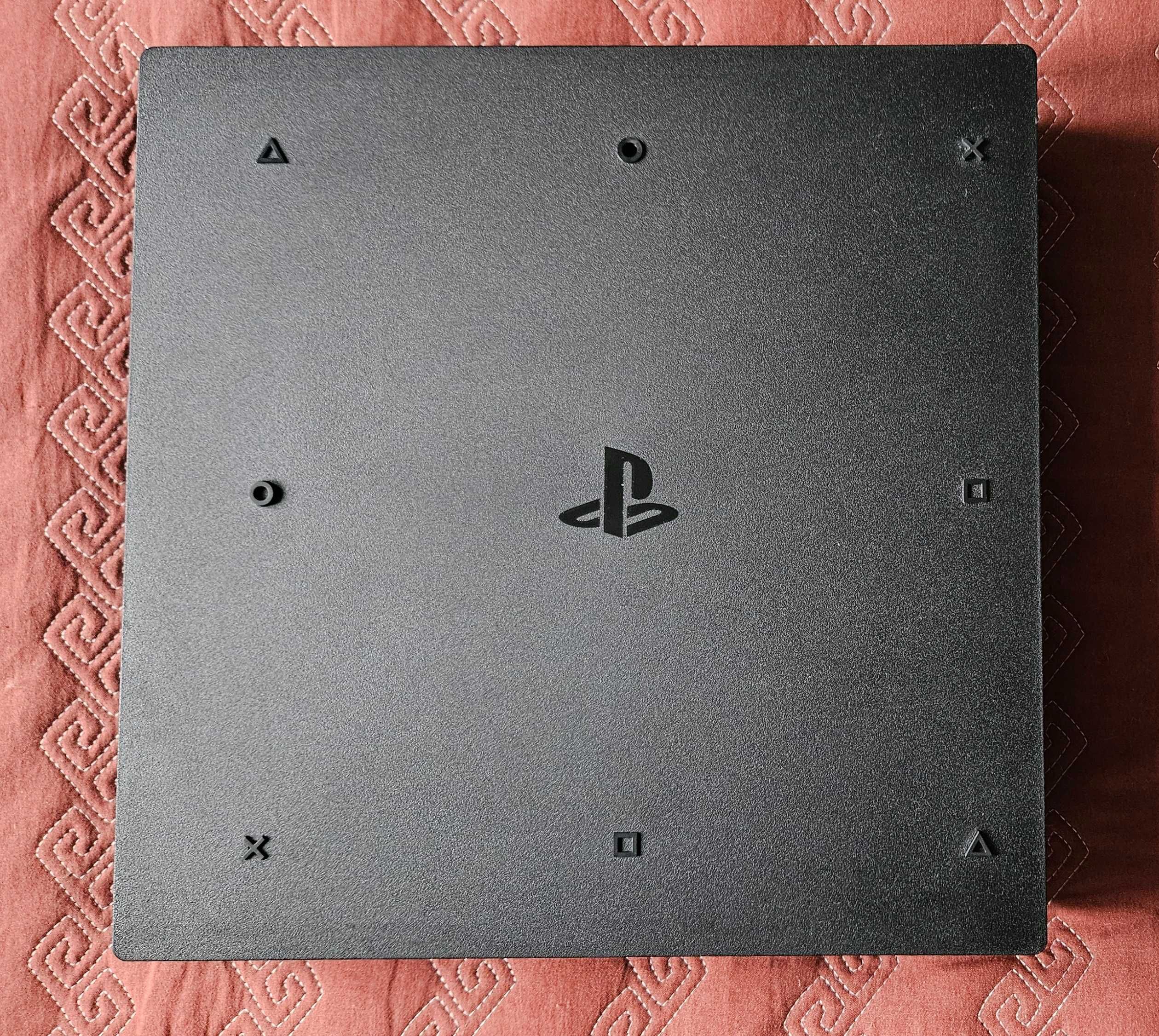 PS4 Pro (CUH-7216B) 1TB SSD (870 QVO) + NOWY PAD