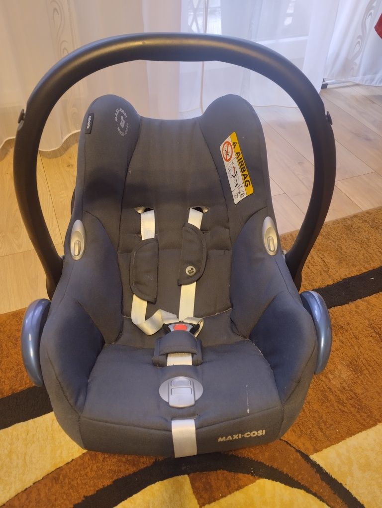 Fotelik maxi Cosi cabriofix + baza ISOFIX