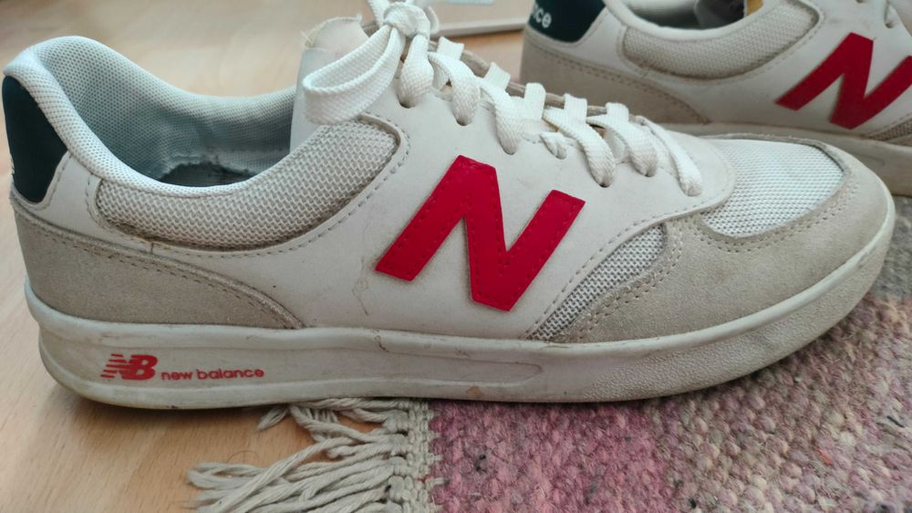 Tênis New Balance n 42 muito confortáveis e sem uso