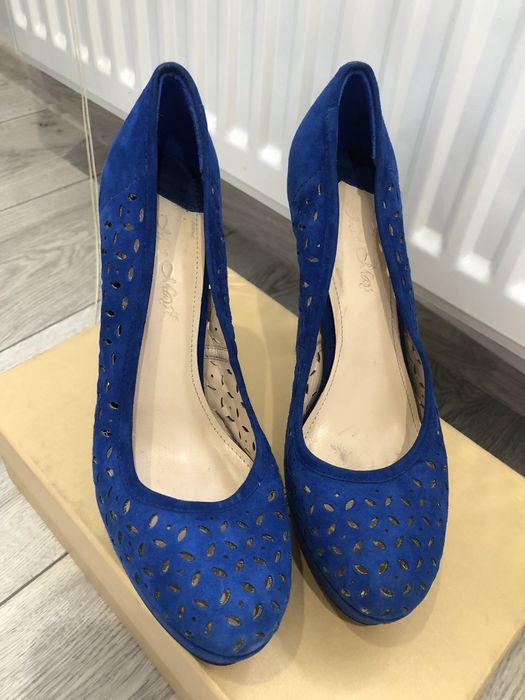 Лабутены, замшевые 38 размер