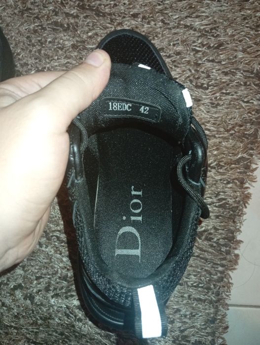 Sapatilhas Dior número 42